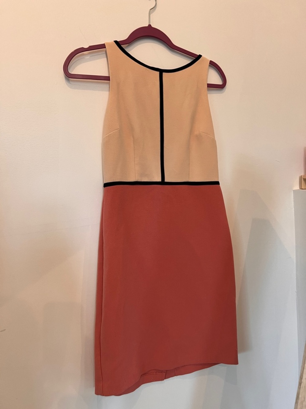 LOFT Two-Tone Pencil Dress in Peach & Coral with Black Trim 0 - Picture 4 of 8